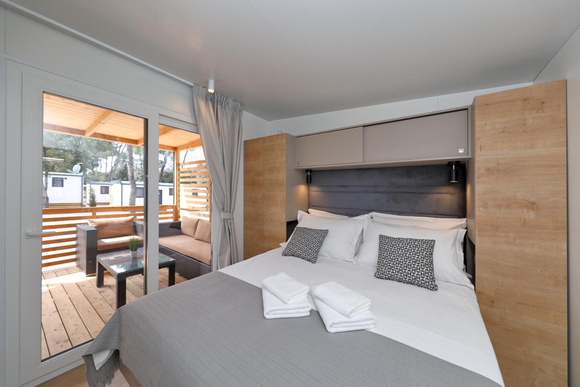 Camping Park Soline Mobile Homes ビオグラード・ナ・モル エクステリア 写真